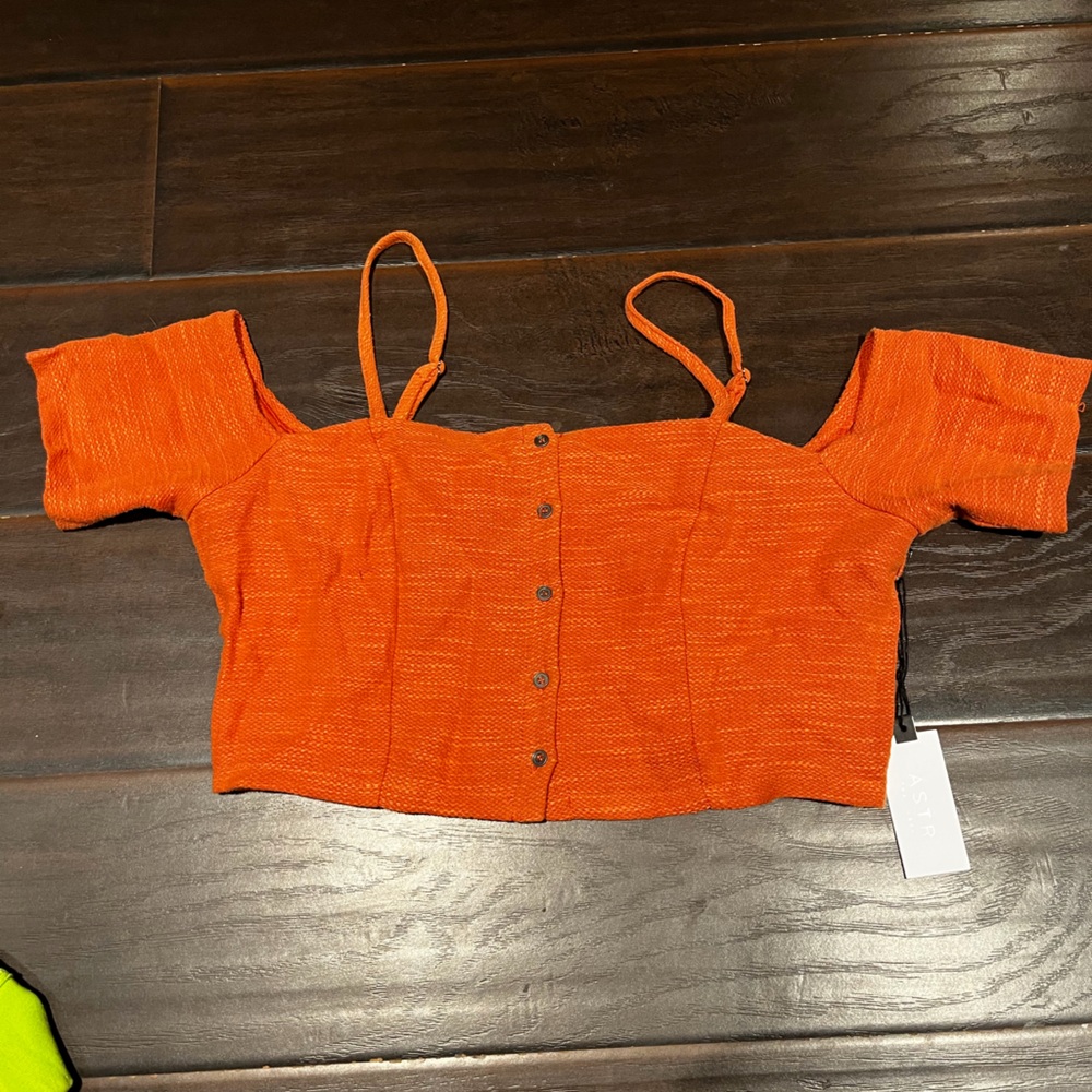 ASTR The Label Orange top